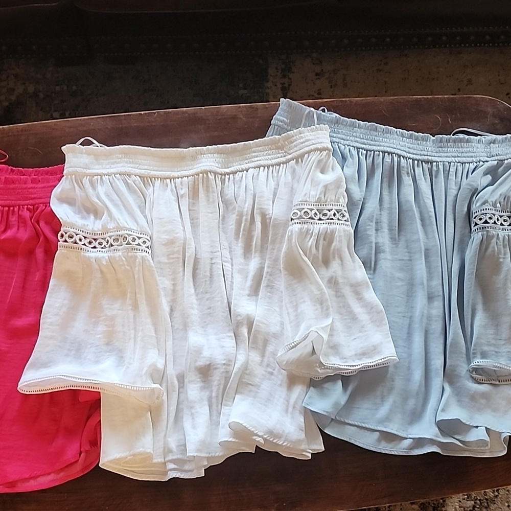 Jennifer Lopez Off the Shoulder blouses set of 3